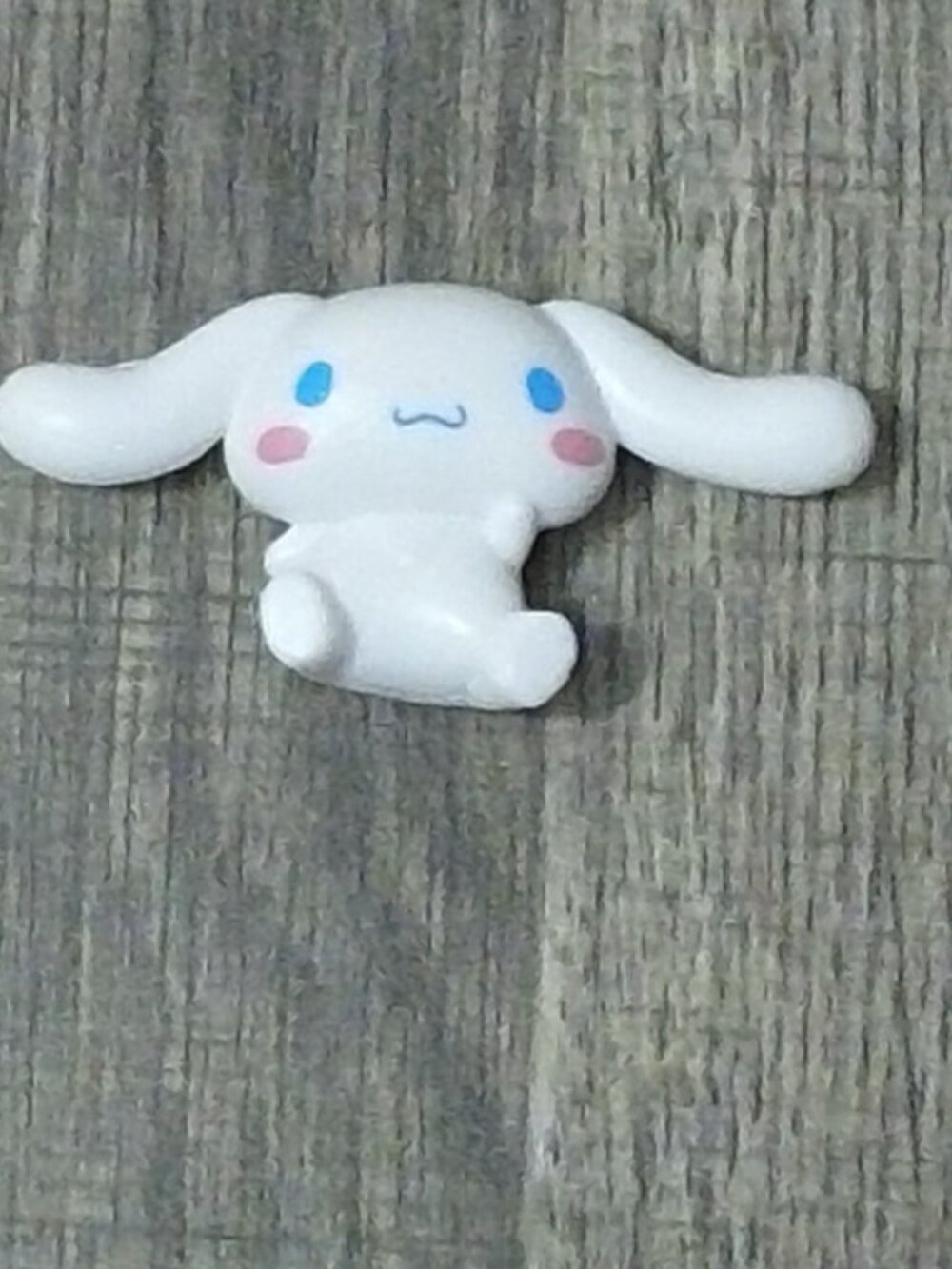 #8009 Cinnamoroll Mini Figurine / Decorative Focal Bead 2"